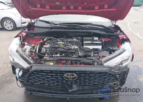 2024 Toyota Corolla Cross Le z USA, uszkodzony, nr VIN 7MUCAAAG2RV111886